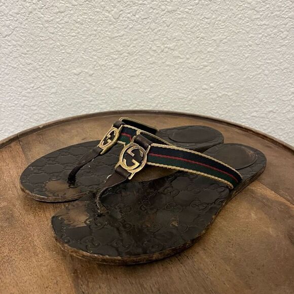 Gucci Interlocking G Logo Leather Flip Flops Women’s 38 US 8 1/2 - Picture 1 of 6
